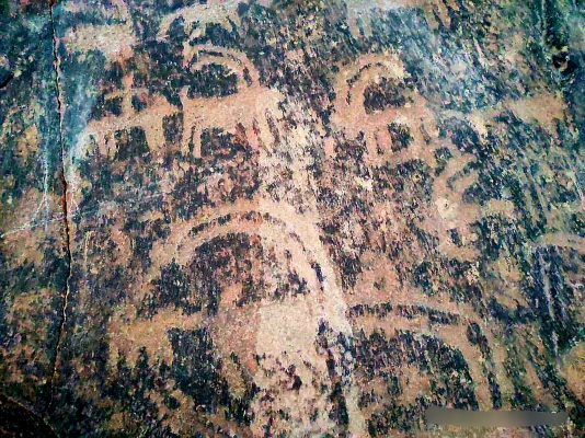 سنگ نگاره‌های کوه ارنان